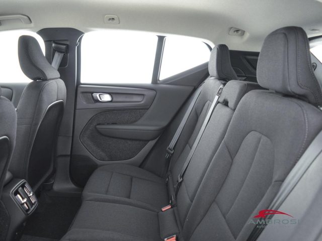 VOLVO XC40 usata 9