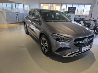 MERCEDES-BENZ GLA 200 usata, con Airbag laterali