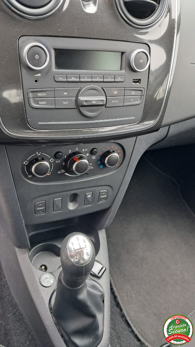DACIA Sandero usata, con Autoradio