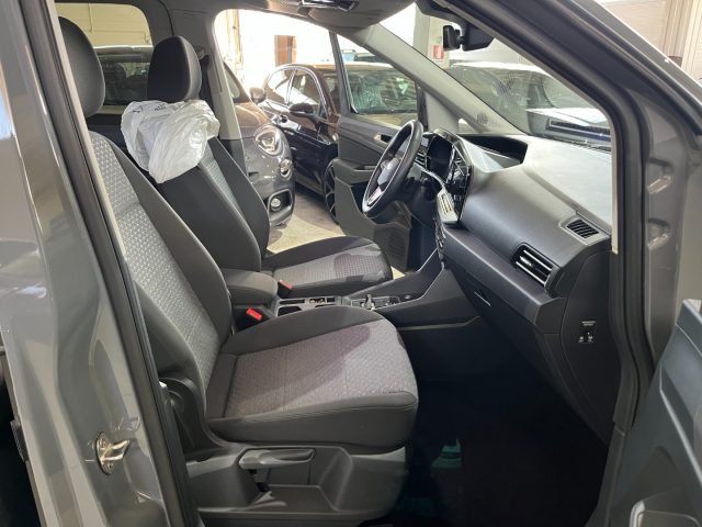 FORD Tourneo Connect usata, con USB