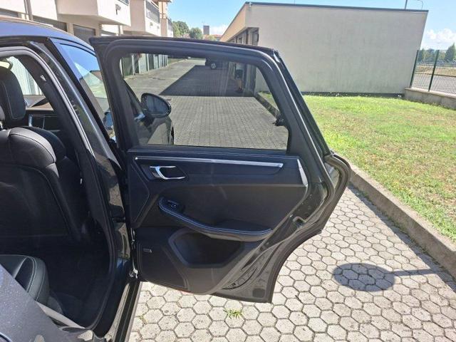 PORSCHE Macan usata, con Climatizzatore automatico, 2 zone