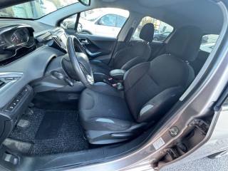 PEUGEOT 208 usata, con Climatizzatore