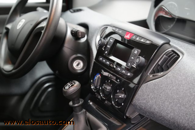 LANCIA Ypsilon usata 19