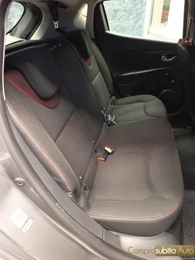 RENAULT Clio usata, con Sistema di navigazione