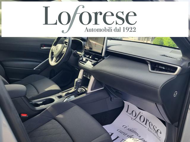 TOYOTA Corolla Cross usata, con Sedili riscaldati