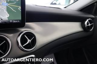 MERCEDES-BENZ GLA 200 usata, con Tettuccio apribile