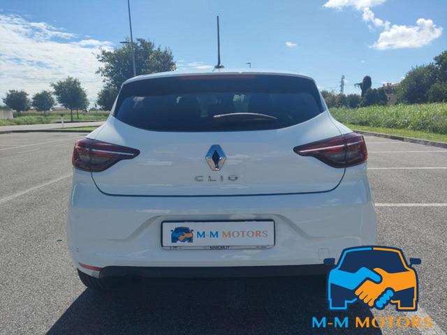 RENAULT Clio usata, con Autoradio