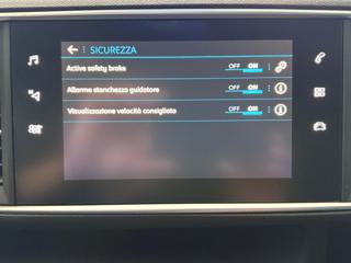 PEUGEOT 308 usata, con USB