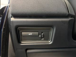 LAND ROVER Range Rover Evoque usata, con Sistema di navigazione