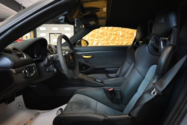 PORSCHE 718 Spyder usata 28
