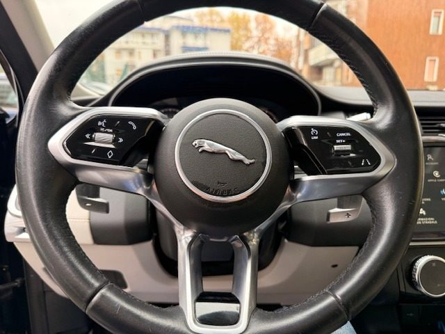 JAGUAR E-Pace usata, con Interni in pelle