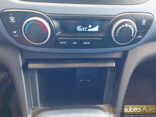 HYUNDAI i10 usata 27