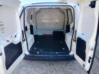 FIAT Fiorino usata, con Sound system