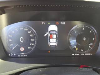 VOLVO XC40 usata 8