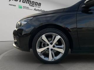 PEUGEOT 308 usata, con Airbag testa