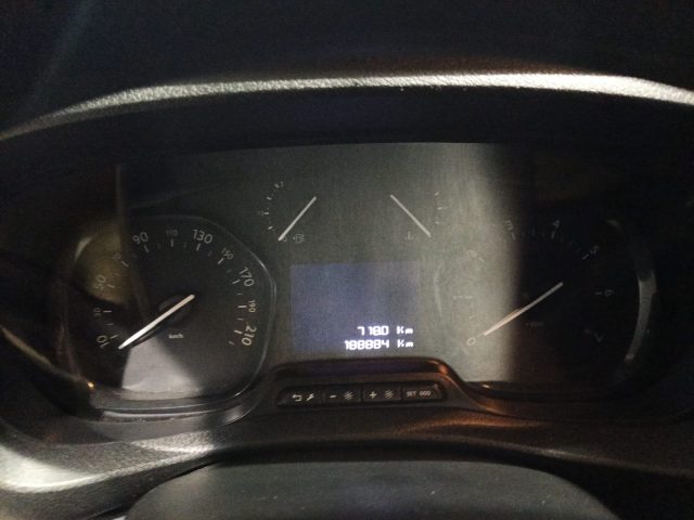 PEUGEOT Expert usata, con Sensore di pioggia