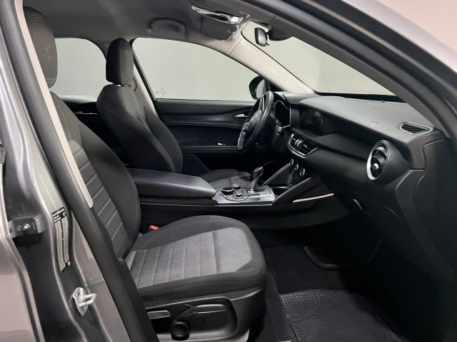 ALFA ROMEO Stelvio usata, con Cerchi in lega
