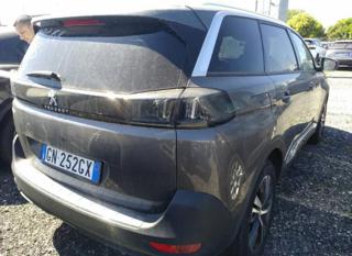 PEUGEOT 5008 usata, con Airbag Passeggero