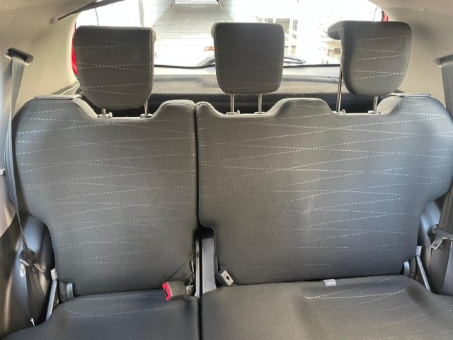 TOYOTA Yaris usata, con Isofix