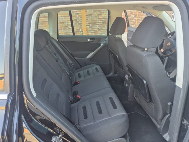 VOLKSWAGEN Tiguan usata, con Specchietti laterali elettrici