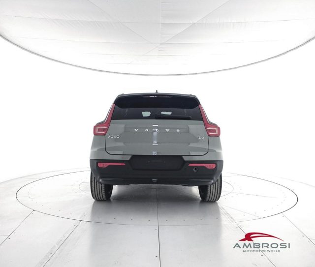 VOLVO XC40 usata 5