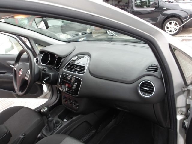 FIAT Punto usata 11