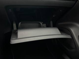 PEUGEOT 2008 usata, con Sensori di parcheggio posteriori