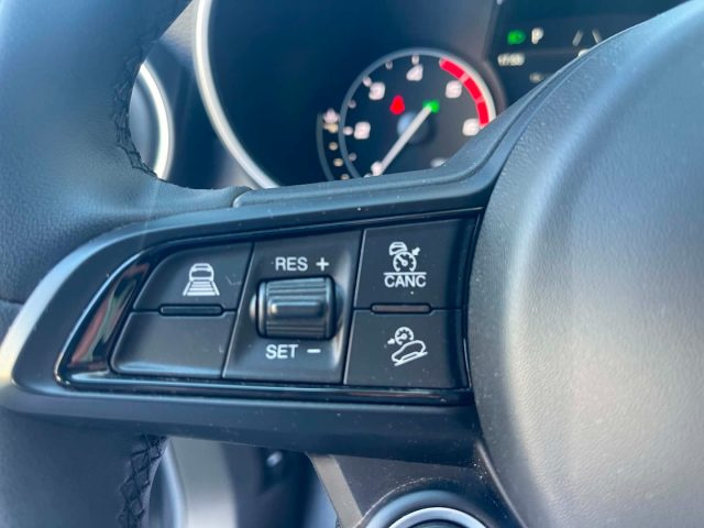 ALFA ROMEO Stelvio usata, con Autoradio