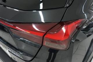 LEXUS UX 250h usata, con Telecamera per parcheggio assistito