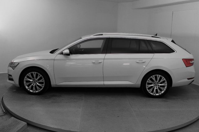 SKODA Superb usata, con Airbag laterali