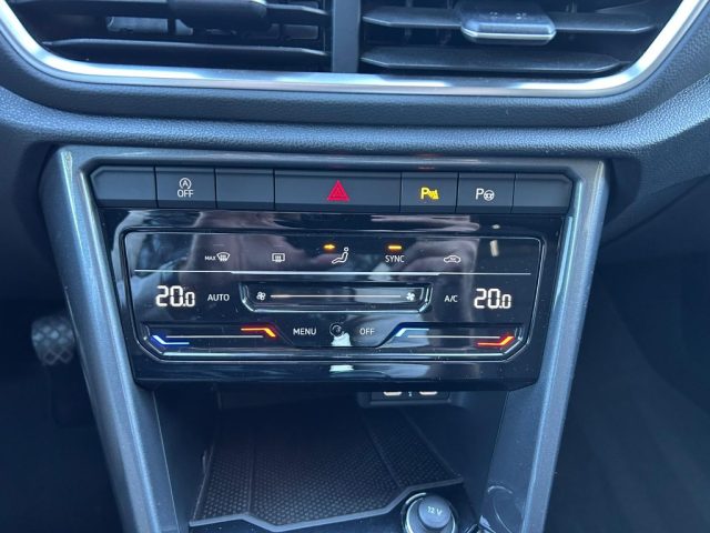 VOLKSWAGEN T-Roc usata, con Controllo automatico clima