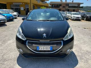 PEUGEOT 208 usata, con Airbag