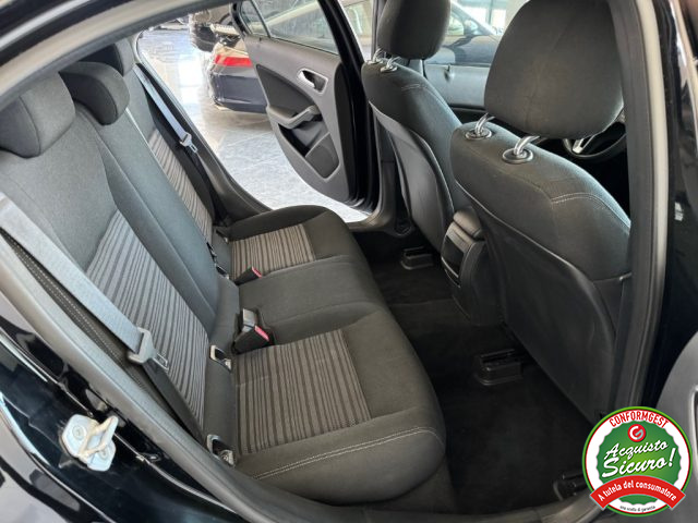 MERCEDES-BENZ A 180 usata, con Climatizzatore
