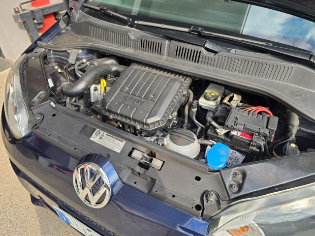 VOLKSWAGEN up! usata 66