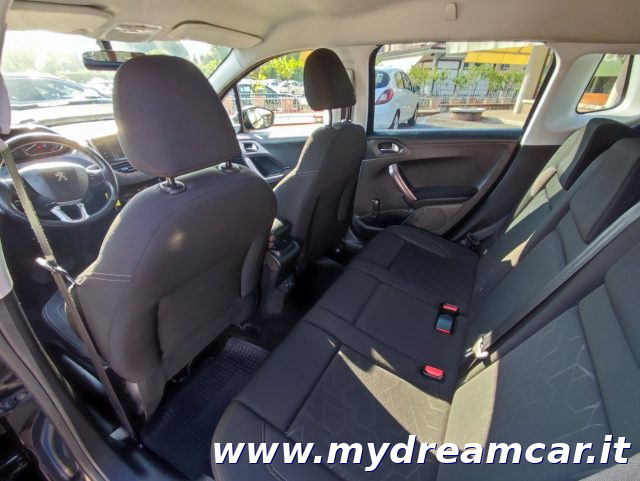 PEUGEOT 2008 usata, con Specchietti laterali elettrici