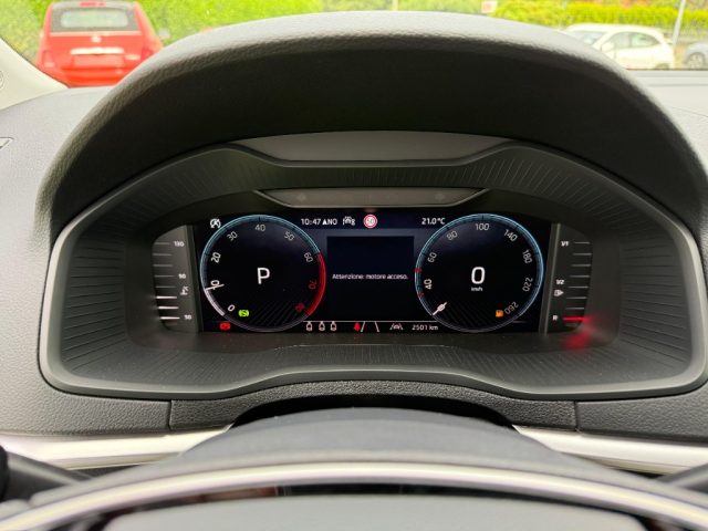 SKODA Karoq usata, con Park Distance Control