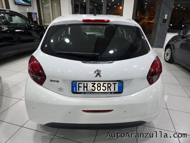 PEUGEOT 208 usata, con Alzacristalli elettrici