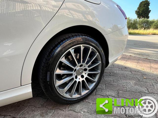 MERCEDES-BENZ CLA 180 usata, con Park Distance Control