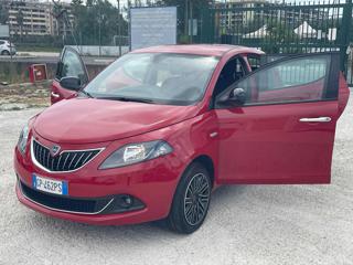 LANCIA Ypsilon usata, con Fendinebbia