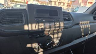 RENAULT Master usata, con Autoradio digitale