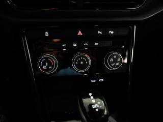 VOLKSWAGEN T-Roc usata, con Autoradio digitale