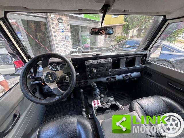 LAND ROVER Defender usata 7