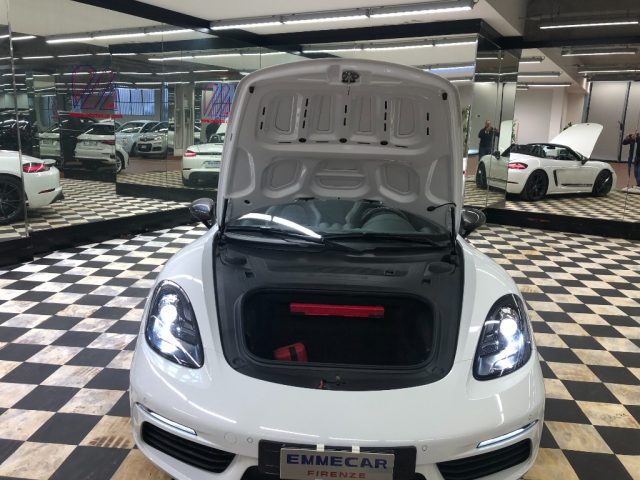 PORSCHE 718 Spyder usata 22