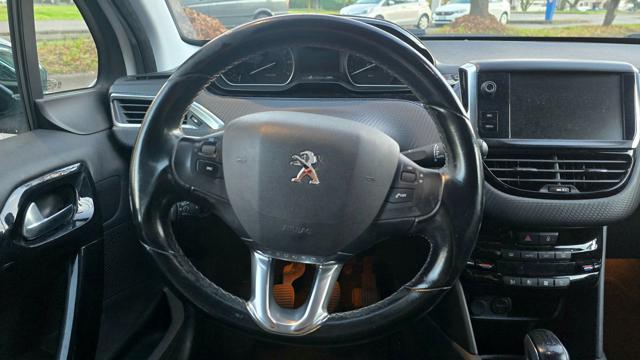PEUGEOT 208 usata, con Sistema di navigazione