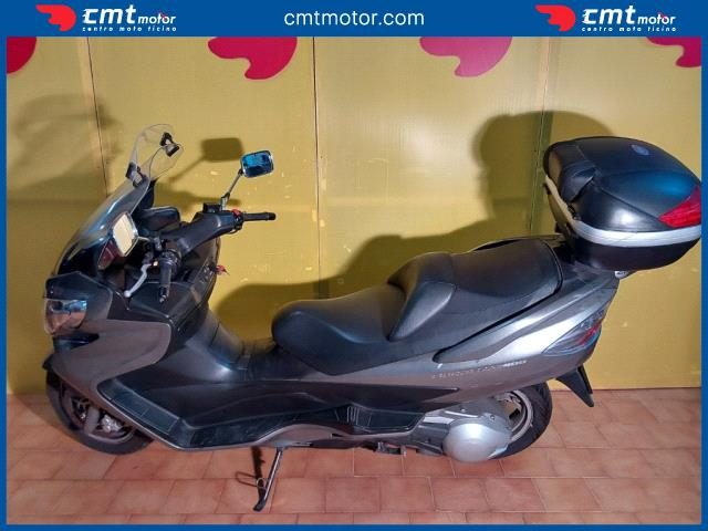 SUZUKI Burgman AN 400 usata 4