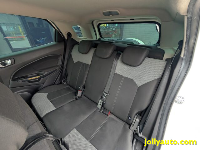 FORD EcoSport usata, con Sensori di parcheggio posteriori