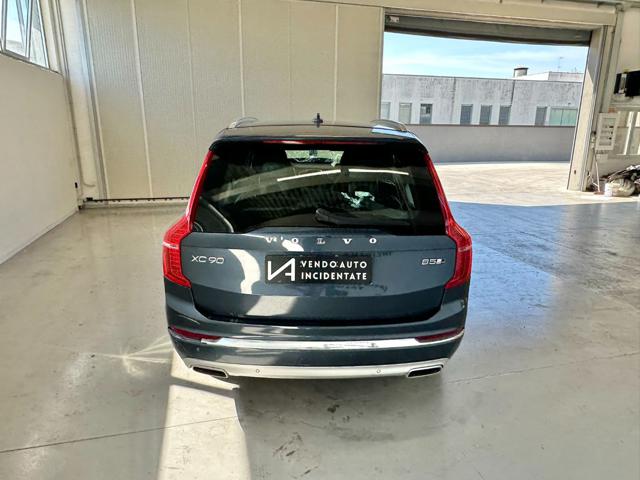 VOLVO XC90 usata, con Autoradio