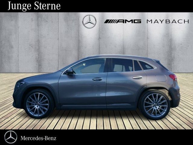 MERCEDES-BENZ GLA 220 usata, con Airbag