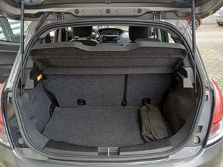 LANCIA Ypsilon usata, con Autoradio