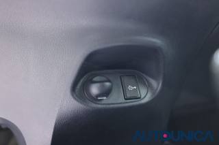 TOYOTA Yaris usata 30